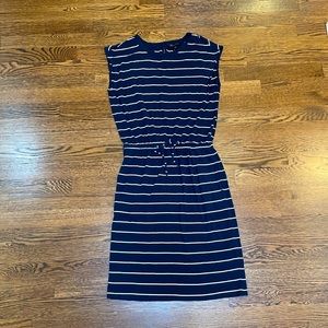 Banana Republic Sleeveless dress navy blue with white strips size XS